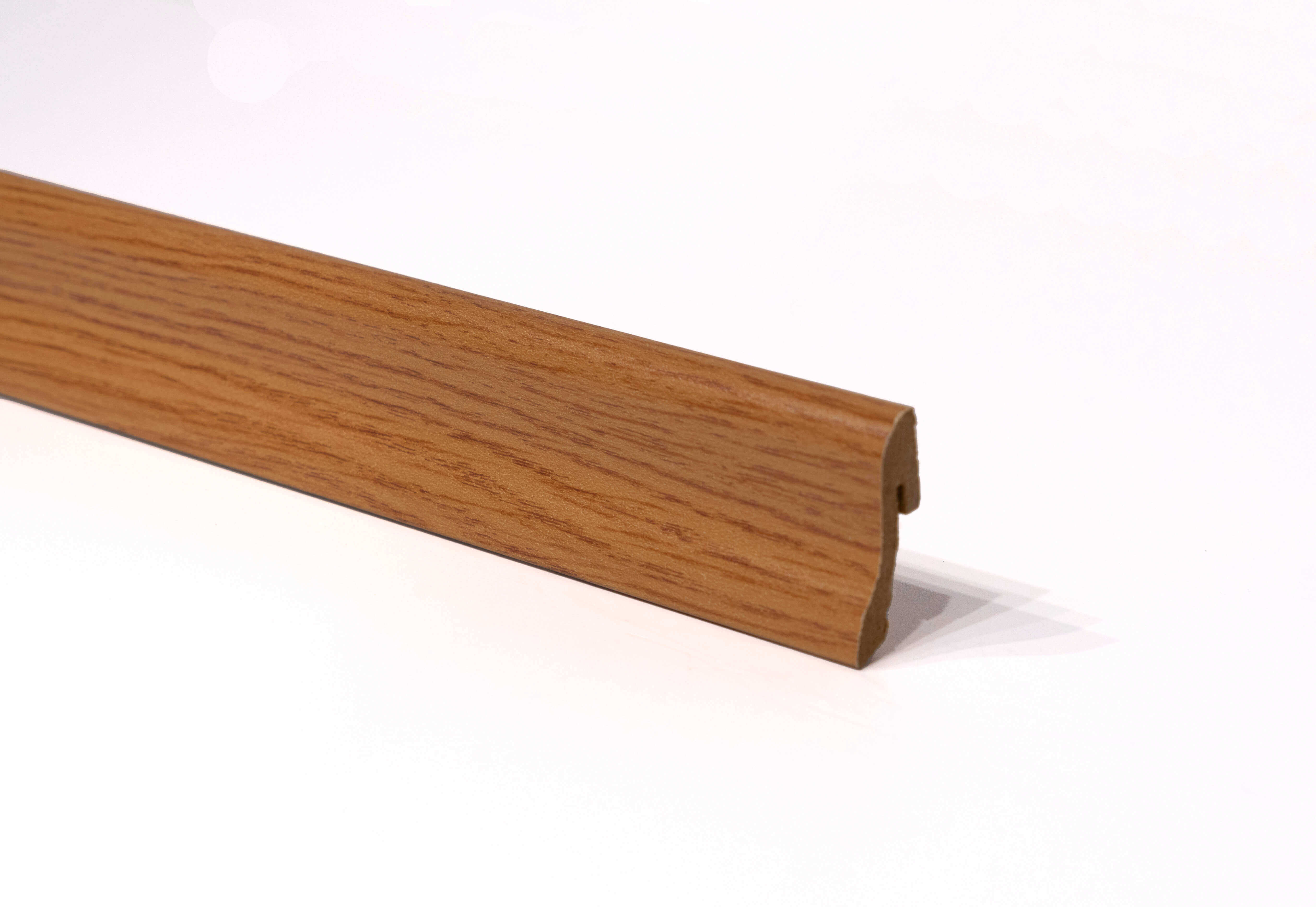 MDF38,5 szegélyléc 2,4M Arizona tölgy 38,5 mm X 18,5mm X 2400mm, 0019